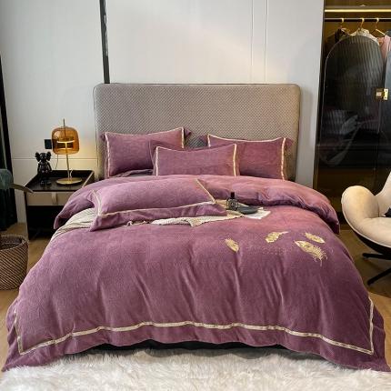 吾秀家居 2022新款羽毛刺绣雕花绒四件套 羽毛浅紫