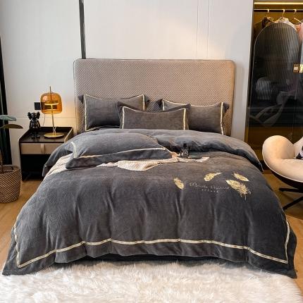 吾秀家居 2022新款羽毛刺绣雕花绒四件套 羽毛深灰