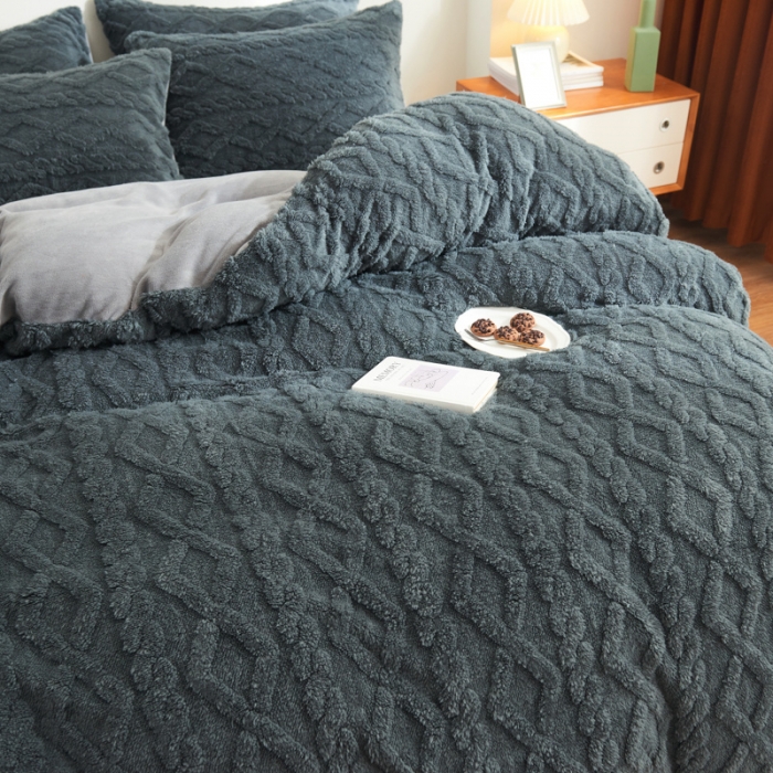 91家纺网 家纺一手货源 找家纺 吾秀家居 2022新款舒棉绒提花四件套 舒棉绒深灰