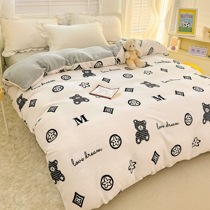 91家纺网 家纺一手货源 找家纺 慕尚 2022新款牛奶绒保暖单被套 潮熊