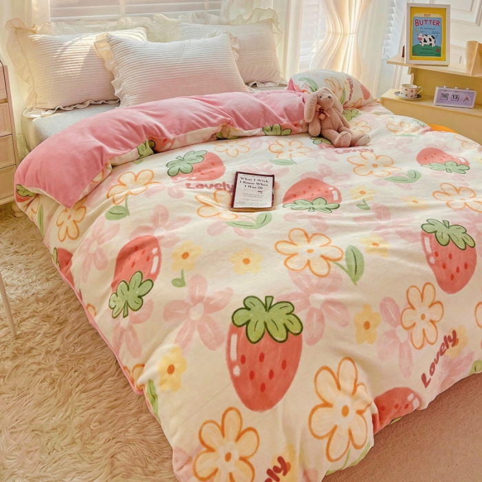 91家纺网 家纺一手货源 找家纺 慕尚 2022新款牛奶绒保暖单被套 大草莓