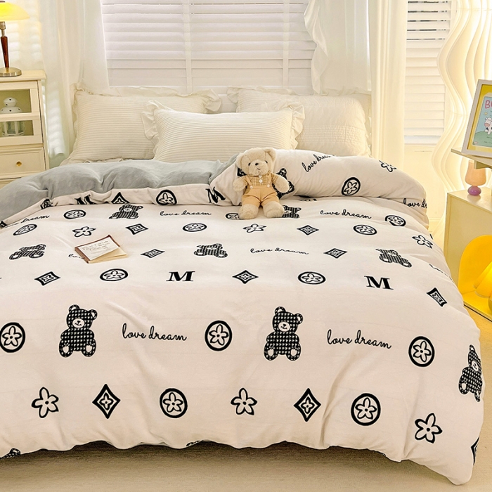 91家纺网 家纺一手货源 找家纺 慕尚 2022新款牛奶绒保暖单被套 潮熊