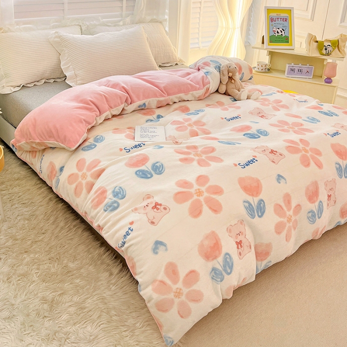 91家纺网 家纺一手货源 找家纺 慕尚 2022新款牛奶绒保暖单被套 小花熊