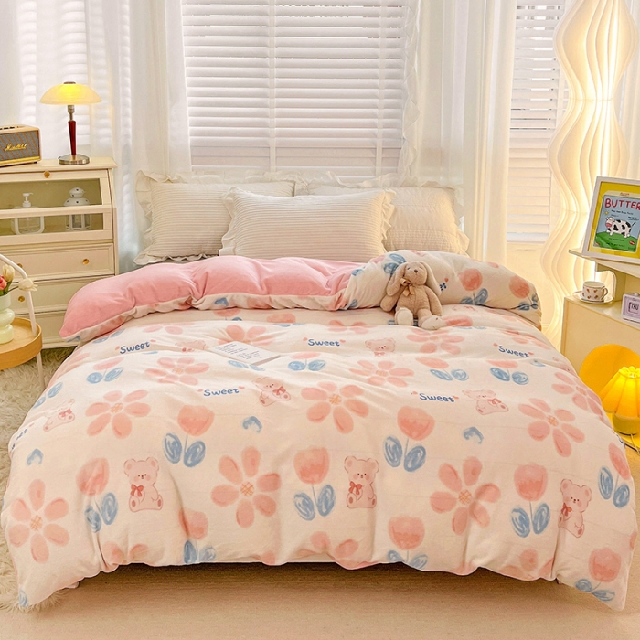 91家纺网 家纺一手货源 找家纺 慕尚 2022新款牛奶绒保暖单被套 小花熊