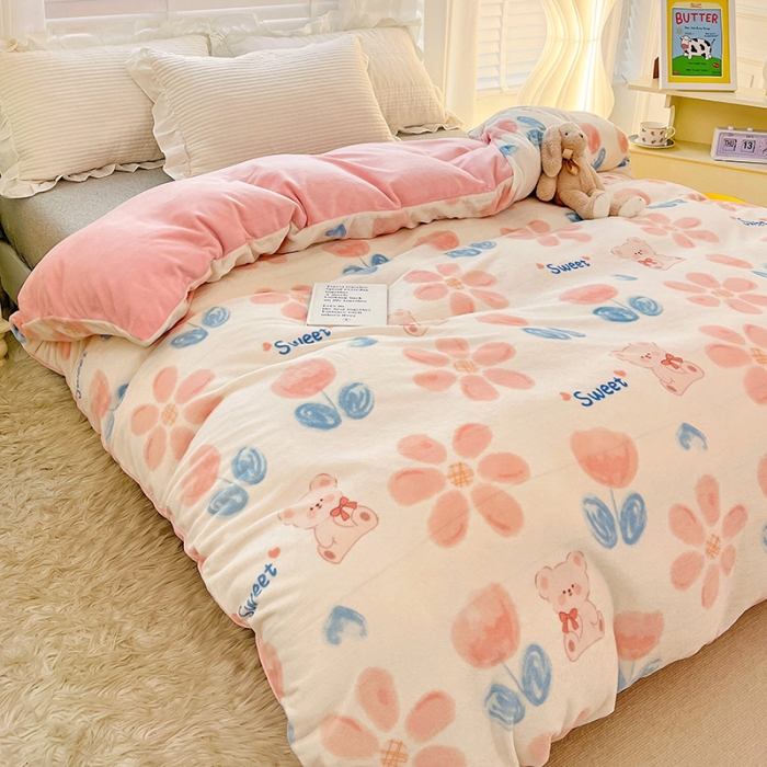 91家纺网 家纺一手货源 找家纺 慕尚 2022新款牛奶绒保暖单被套 小花熊