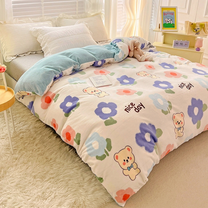 91家纺网 家纺一手货源 找家纺 慕尚 2022新款牛奶绒保暖单被套 小太熊