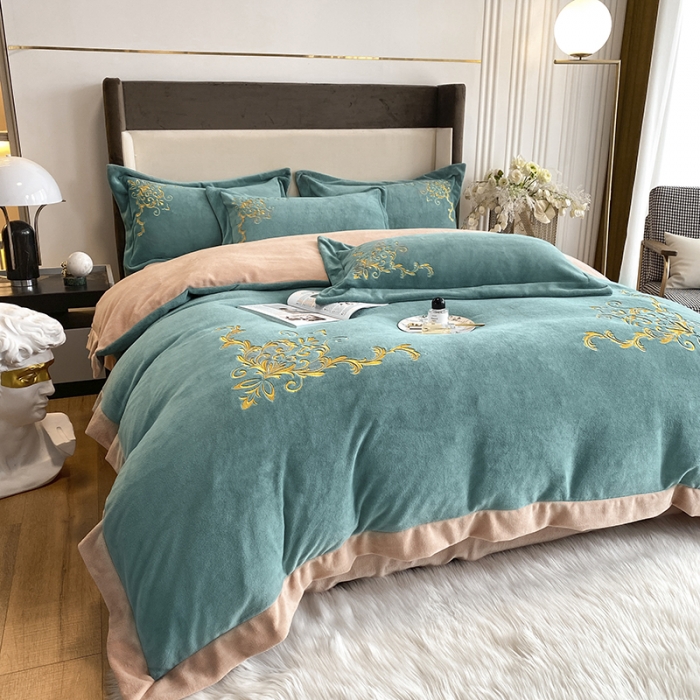 91家纺网 家纺一手货源 找家纺 吾秀家居 2022新款牛奶绒欧若拉系列刺绣飞边四件套 欧若拉湖兰