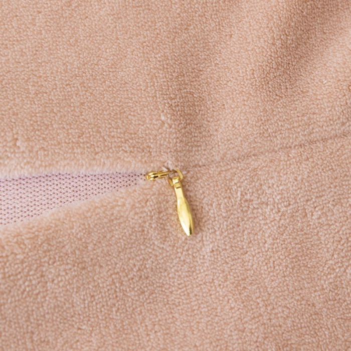 91家纺网 家纺一手货源 找家纺 吾秀家居 2022新款牛奶绒欧若拉系列刺绣飞边四件套 欧若拉浅玉