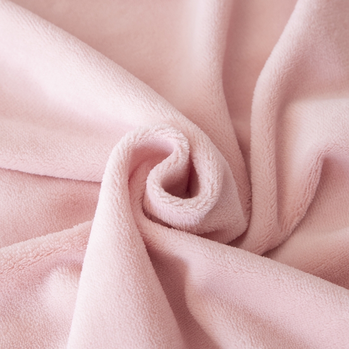 91家纺网 家纺一手货源 找家纺 吾秀家居 2022新款牛奶绒欧若拉系列刺绣飞边四件套 欧若拉浅玉