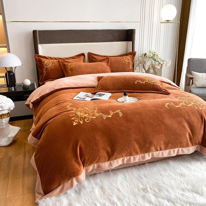 91家纺网 家纺一手货源 找家纺 吾秀家居 2022新款牛奶绒欧若拉系列刺绣飞边四件套 欧若拉唐茶