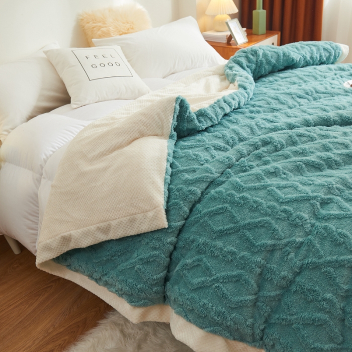 91家纺网 家纺一手货源 找家纺 （总）吾秀家居 2022新款贝贝绒双层舒棉毯