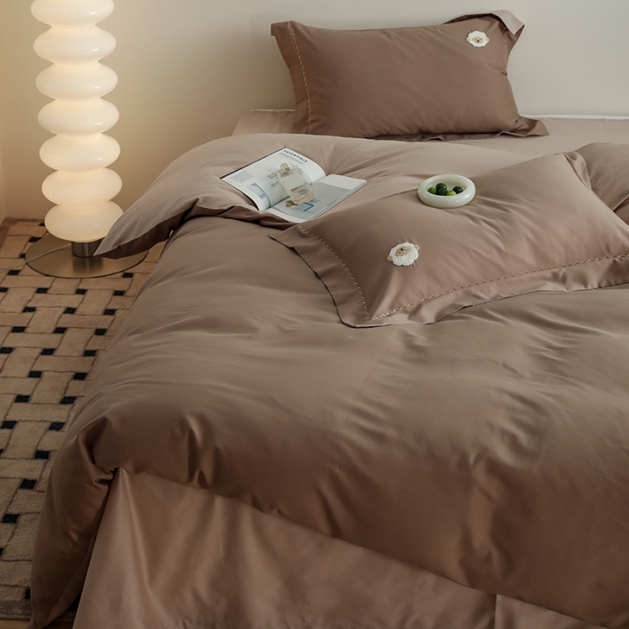 91家纺网 家纺一手货源 找家纺 沐白家纺 2022精梳火山全棉小磨毛纯色系列四件套 百草棕丨鱼肚白