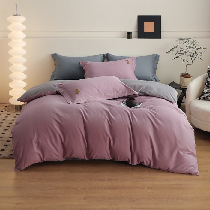 91家纺网 家纺一手货源 找家纺 沐白家纺 2022精梳火山全棉小磨毛纯色系列四件套 格调紫丨典雅灰