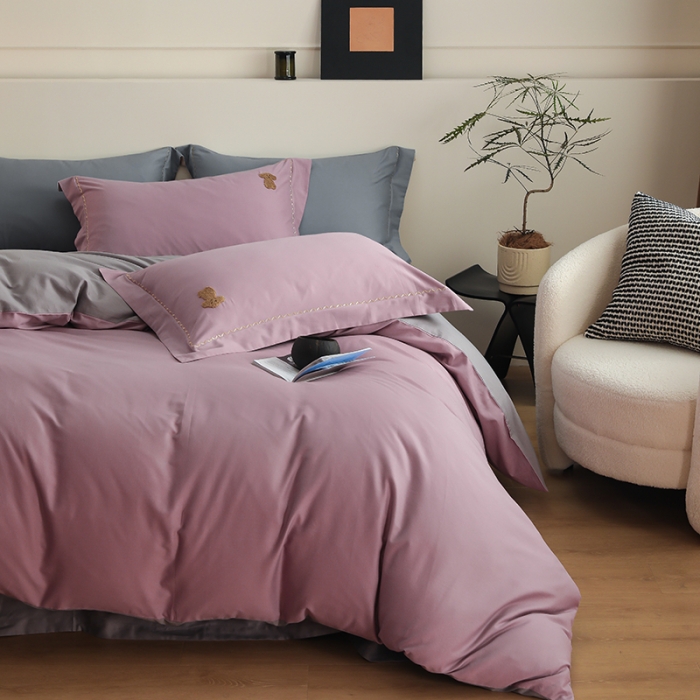 91家纺网 家纺一手货源 找家纺 沐白家纺 2022精梳火山全棉小磨毛纯色系列四件套 格调紫丨典雅灰