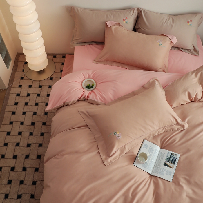 91家纺网 家纺一手货源 找家纺 沐白家纺 2022精梳火山全棉小磨毛纯色系列四件套 奶油咖丨初恋粉