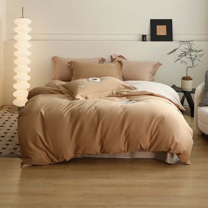 91家纺网 家纺一手货源 找家纺 沐白家纺 2022精梳火山全棉小磨毛纯色系列四件套 耀沙金丨鱼肚白