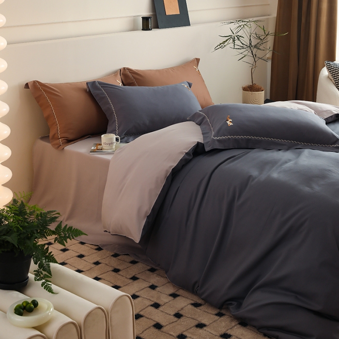 91家纺网 家纺一手货源 找家纺 沐白家纺 2022精梳火山全棉小磨毛纯色系列-单品被套 钛金灰丨苏木灰