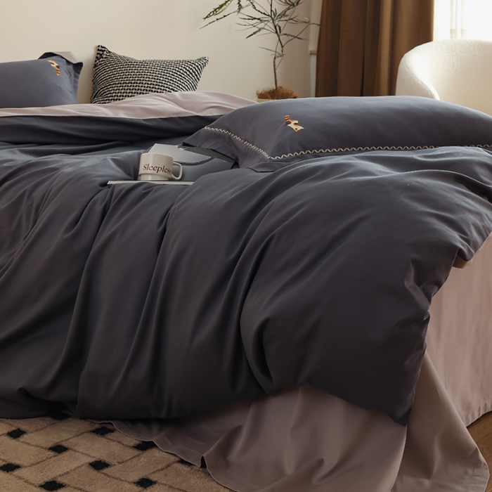 91家纺网 家纺一手货源 找家纺 沐白家纺 2022精梳火山全棉小磨毛纯色系列-单品被套 钛金灰丨苏木灰