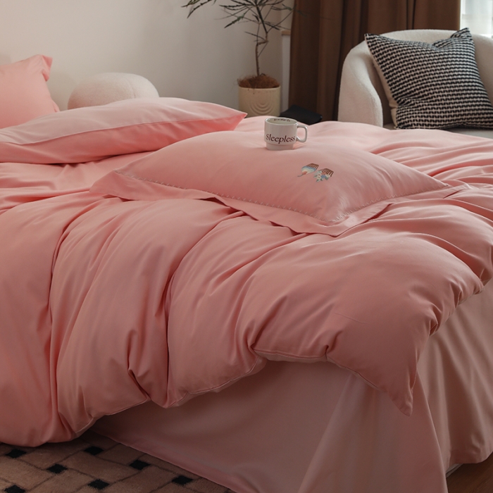 91家纺网 家纺一手货源 找家纺 沐白家纺 2022精梳火山全棉小磨毛纯色系列-单品被套 樱草粉丨初恋粉