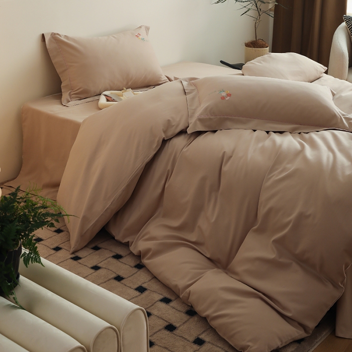 91家纺网 家纺一手货源 找家纺 沐白家纺 2022精梳火山全棉小磨毛纯色系列-单品被套 鱼肚白