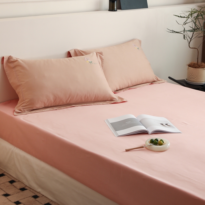 91家纺网 家纺一手货源 找家纺 沐白家纺 2022精梳火山全棉小磨毛纯色系列-单品床笠 初恋粉