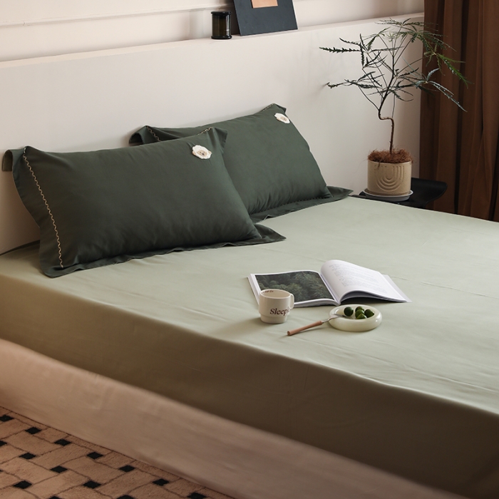 91家纺网 家纺一手货源 找家纺 沐白家纺 2022精梳火山全棉小磨毛纯色系列-单品床笠 丛林绿