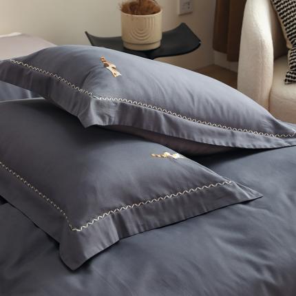 沐白家纺 2022精梳火山全棉小磨毛纯色系列-单品枕套 钛金灰丨苏木灰