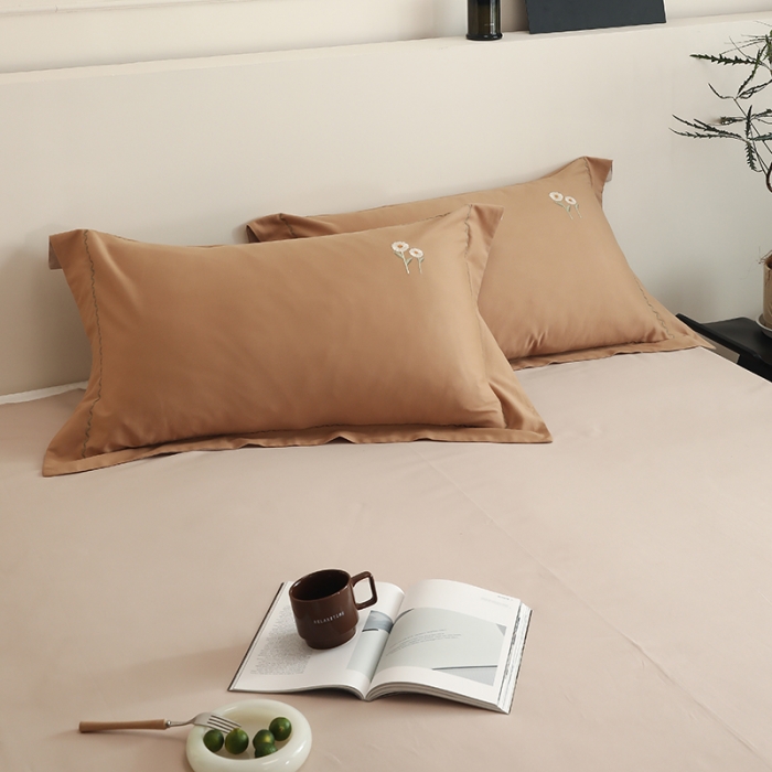 91家纺网 家纺一手货源 找家纺 沐白家纺 2022精梳火山全棉小磨毛纯色系列-单品枕套 耀沙金丨鱼肚白