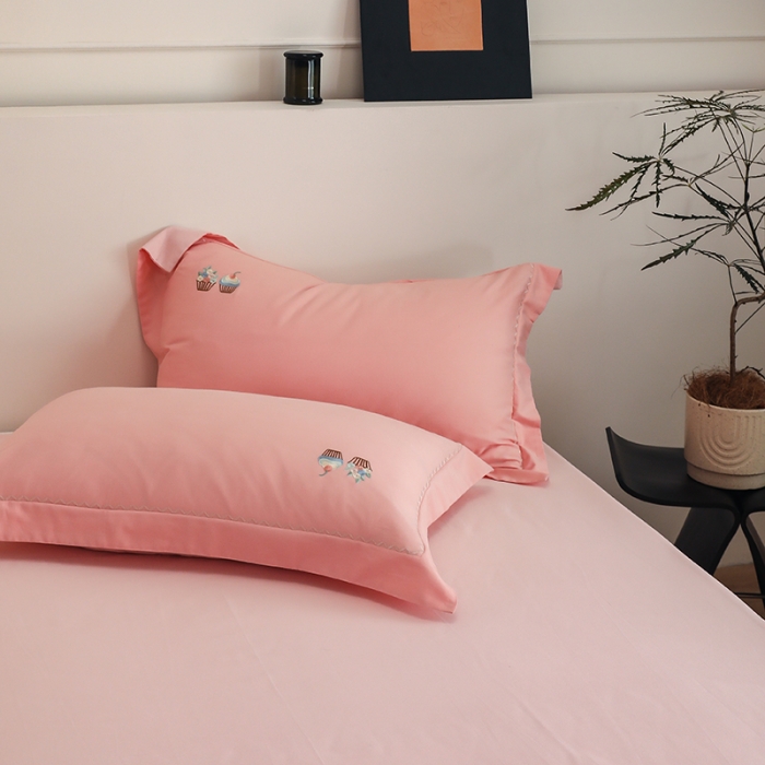 91家纺网 家纺一手货源 找家纺 沐白家纺 2022精梳火山全棉小磨毛纯色系列-单品枕套 樱草粉丨初恋粉