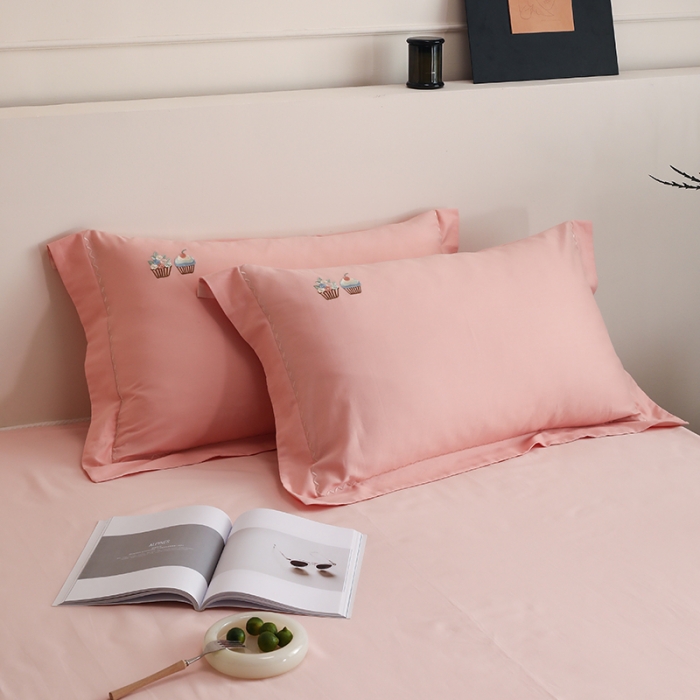 91家纺网 家纺一手货源 找家纺 沐白家纺 2022精梳火山全棉小磨毛纯色系列-单品枕套 樱草粉丨初恋粉