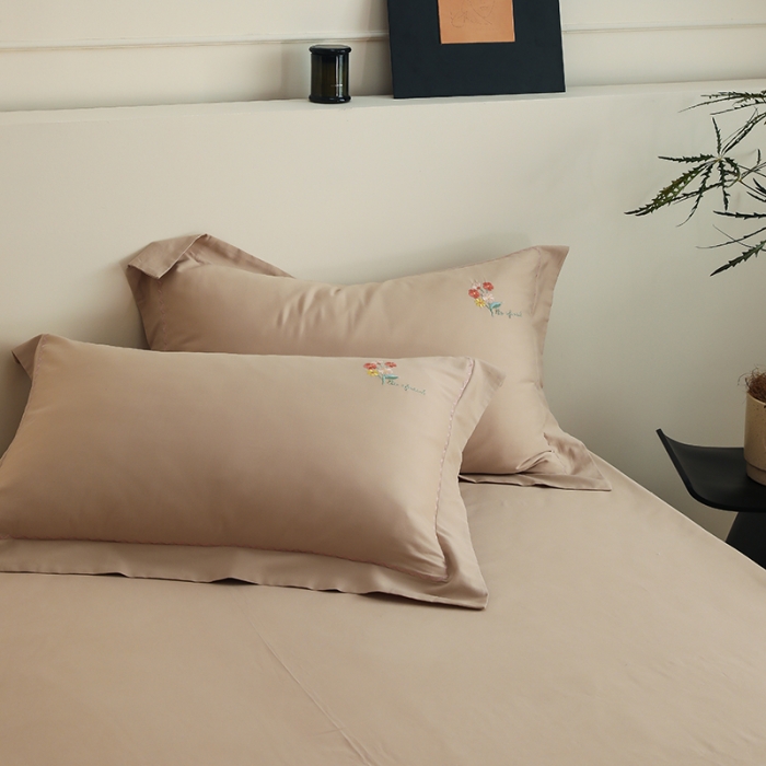 91家纺网 家纺一手货源 找家纺 沐白家纺 2022精梳火山全棉小磨毛纯色系列-单品枕套 鱼肚白