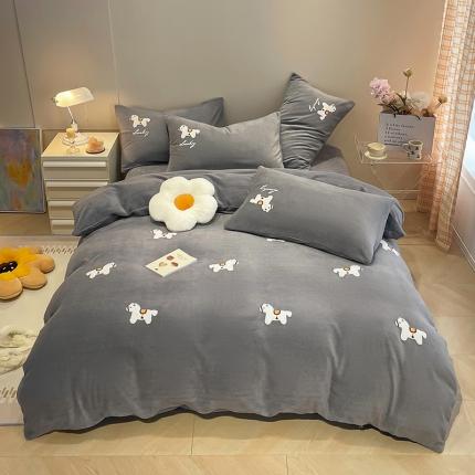 91家纺网 家纺一手货源 找家纺 （总）懒猫 2022新款牛奶绒毛巾绣四件套