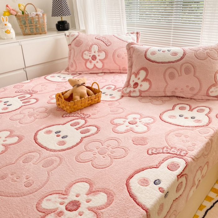 91家纺网 家纺一手货源 找家纺 慕尚 2022新款加厚保暖雪花绒床笠 花花小兔