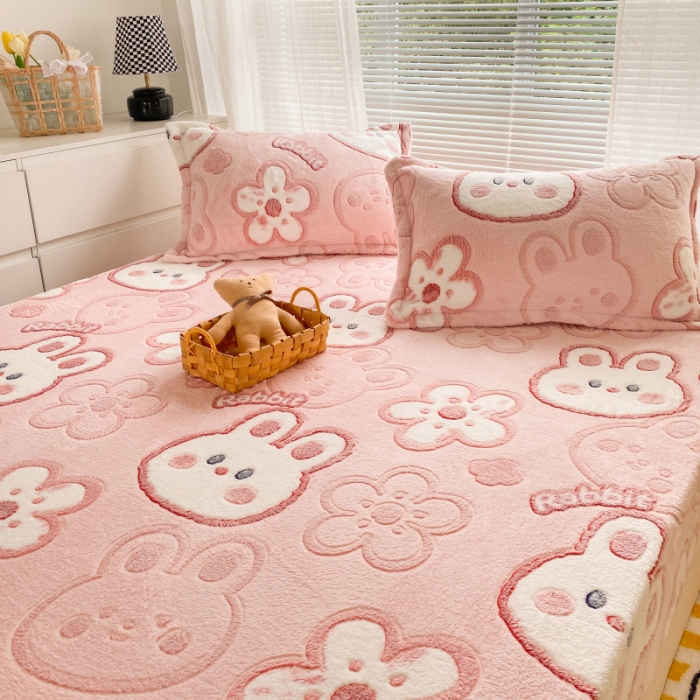 91家纺网 家纺一手货源 找家纺 慕尚 2022新款加厚保暖雪花绒床笠 花花小兔