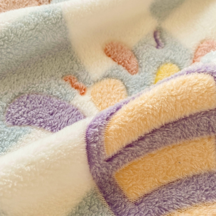 91家纺网 家纺一手货源 找家纺 慕尚 2022新款加厚保暖雪花绒床笠 甜蜜小熊