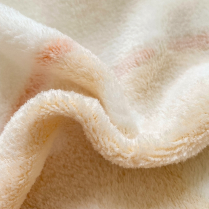 91家纺网 家纺一手货源 找家纺 慕尚 2022新款加厚保暖雪花绒床笠 甜甜草莓