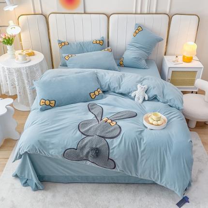 91家纺网 家纺一手货源 找家纺 （总）卡初 2022新款A类小丛绒贴布绣四件套