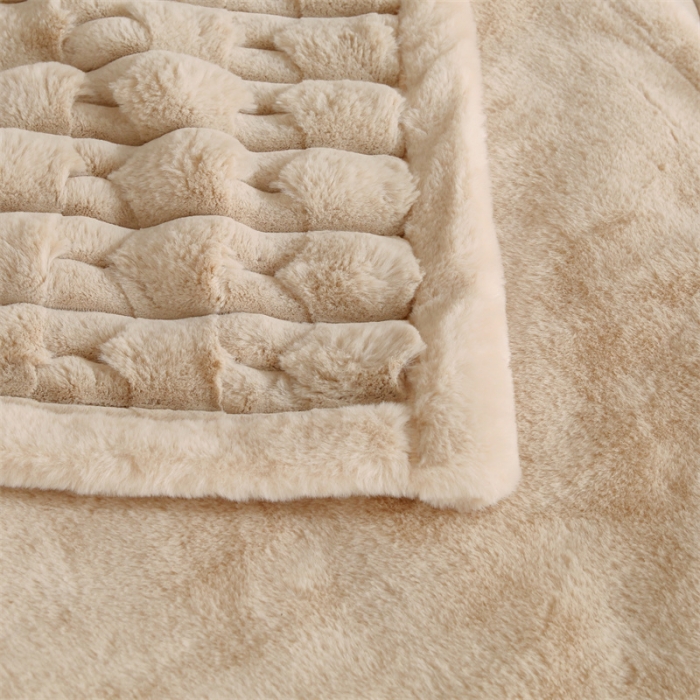 91家纺网 家纺一手货源 找家纺 凯轩 仿裘皮伴侣毛毯毯子 伴侣 米色