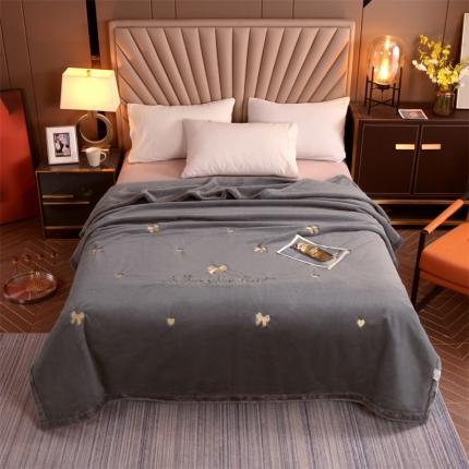 91家纺网 家纺一手货源 找家纺 凯轩 2024新款精品绣花仿兔绒毛毯毯子 蝶恋-灰