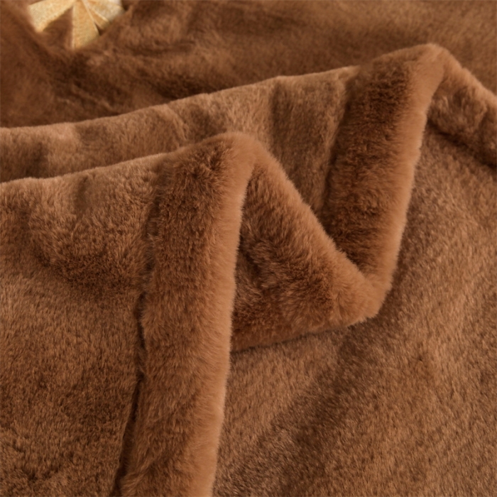 91家纺网 家纺一手货源 找家纺 凯轩 2024新款精品绣花仿兔绒毛毯毯子 蝶恋-棕