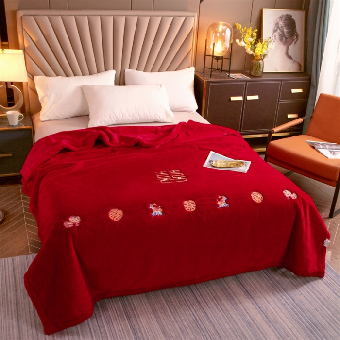 91家纺网 家纺一手货源 找家纺 凯轩 2024新款精品绣花仿兔绒毛毯毯子 百年好合