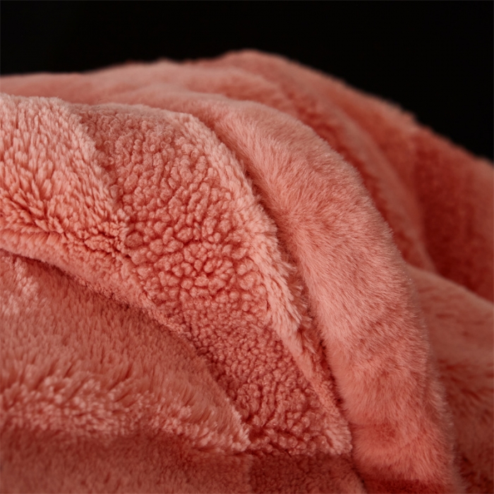 91家纺网 家纺一手货源 找家纺 凯轩 摩登仿羊绒毛毯毯子 豆沙