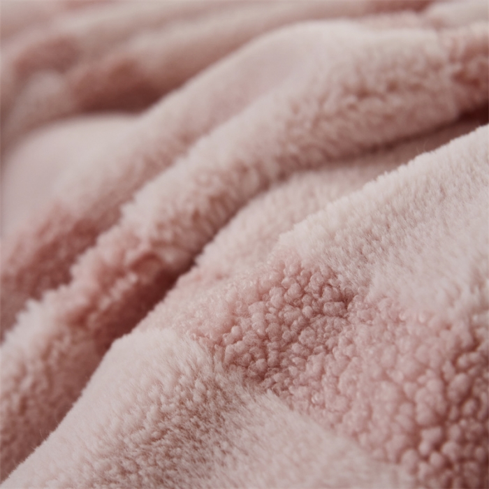 91家纺网 家纺一手货源 找家纺 凯轩 摩登仿羊绒毛毯毯子 粉色