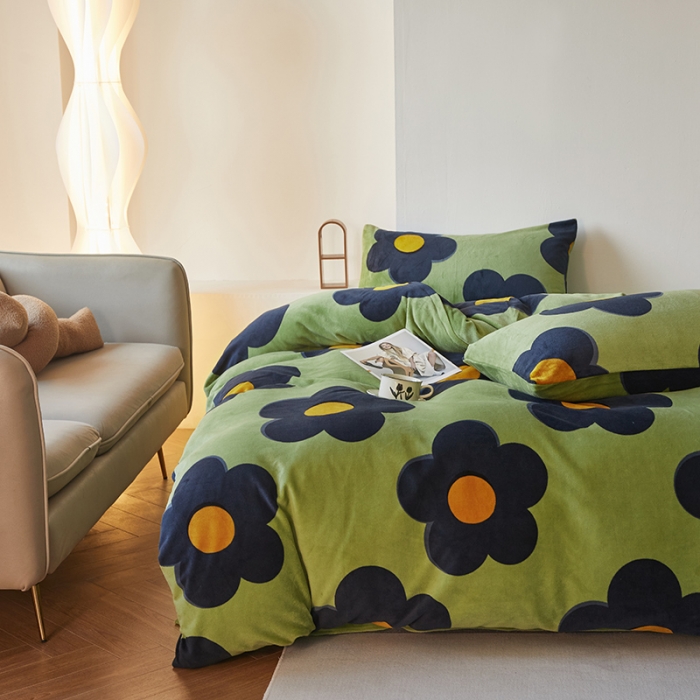 91家纺网 家纺一手货源 找家纺 （总）怡家居 2022秋冬高克重牛奶绒印花四件套