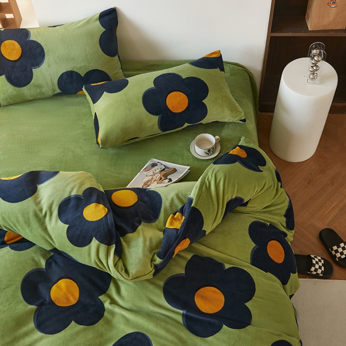 91家纺网 家纺一手货源 找家纺 （总）怡家居 2022秋冬高克重牛奶绒印花四件套