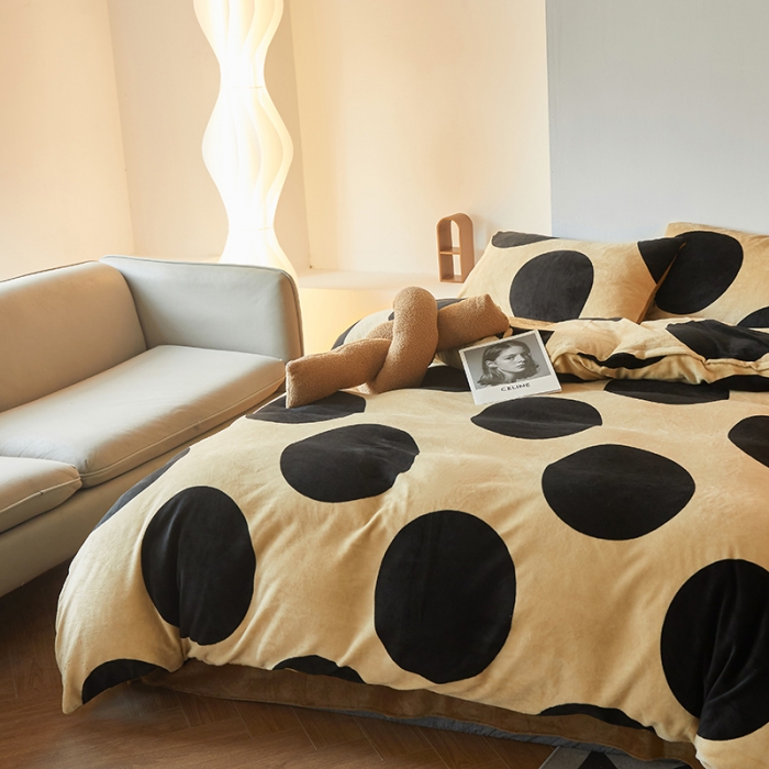 91家纺网 家纺一手货源 找家纺 怡家居 2022秋冬高克重牛奶绒印花四件套 波波奶茶