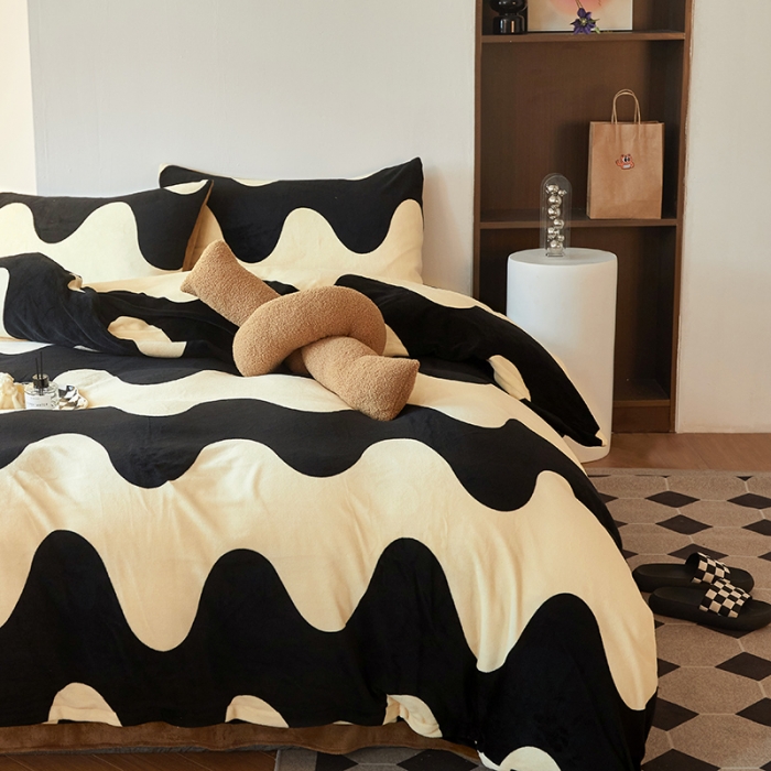 91家纺网 家纺一手货源 找家纺 怡家居 2022秋冬高克重牛奶绒印花四件套 波纹