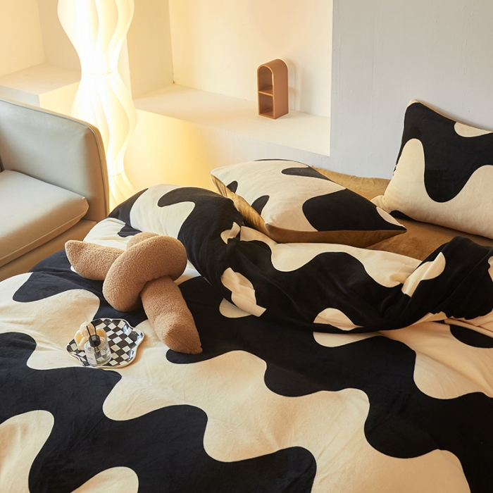 91家纺网 家纺一手货源 找家纺 怡家居 2022秋冬高克重牛奶绒印花四件套 波纹