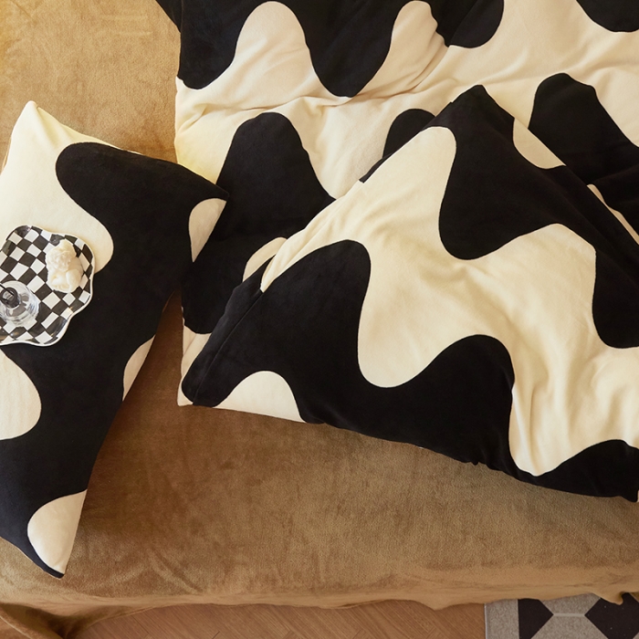 91家纺网 家纺一手货源 找家纺 怡家居 2022秋冬高克重牛奶绒印花四件套 波纹