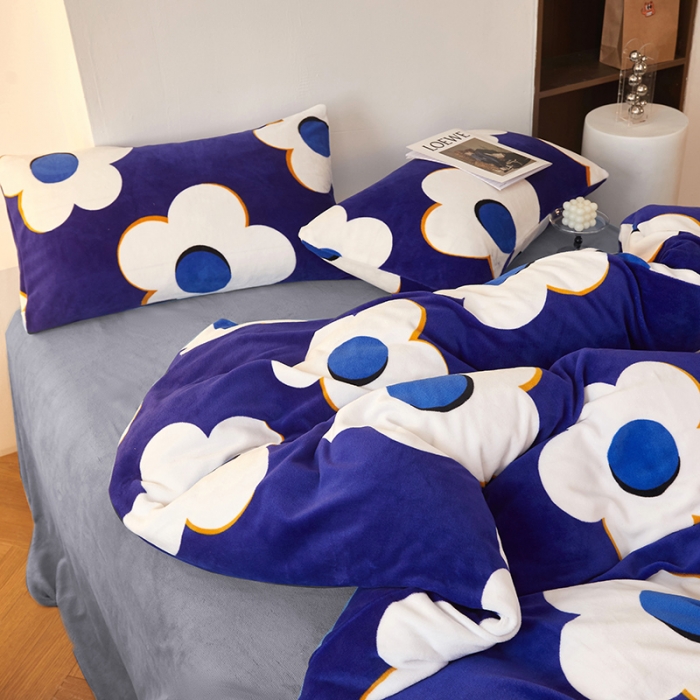 91家纺网 家纺一手货源 找家纺 怡家居 2022秋冬高克重牛奶绒印花四件套 蓝图